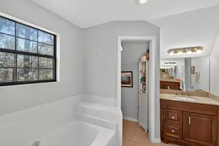 104 Fairway Dr, Crestview, FL 32536 - Photo 23