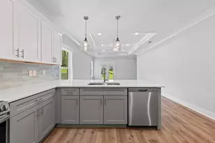 1609 26th St, Niceville, FL 32578 - Photo 15