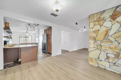 800 Bay Drive #APT 05, Niceville, FL 32578 - Photo 15