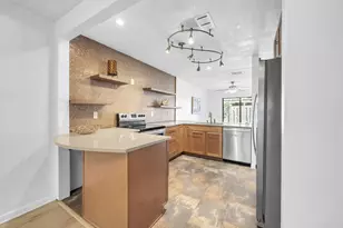 800 Bay Dr, Niceville, FL 32578 - Photo 5