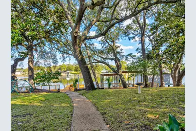 315 NW Vaughan Street NW, Fort Walton Beach, FL 32548 - Photo 17