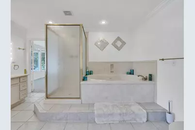 315 NW Vaughan Street NW, Fort Walton Beach, FL 32548 - Photo 15