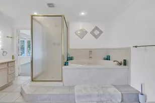 315 NW Vaughan Street NW, Fort Walton Beach, FL 32548 - Photo 15