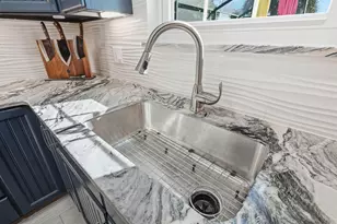 395 Jasmine Ave, Valparaiso, FL 32580 - Photo 19