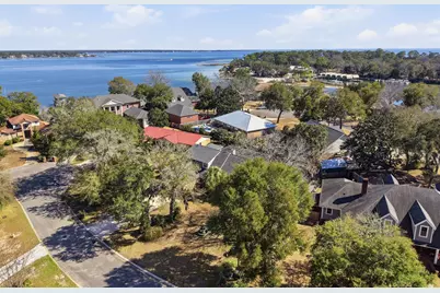 395 Jasmine Avenue, Valparaiso, FL 32580 - Photo 5