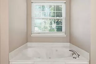 395 Jasmine Ave, Valparaiso, FL 32580 - Photo 33