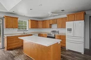 126 Paradise Island Dr, Defuniak Springs, FL 32433 - Photo 11