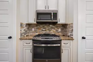 1569 Lakeside Dr, Niceville, FL 32578 - Photo 15