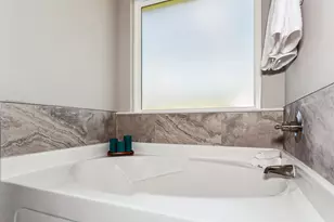 7584 Hatteras Dr, Navarre, FL 32566 - Photo 17