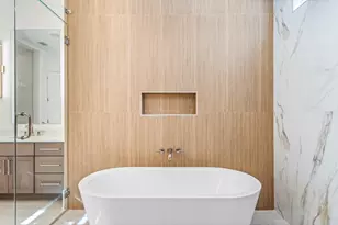 438 Regatta Bay Blvd, Destin, FL 32541 - Photo 23