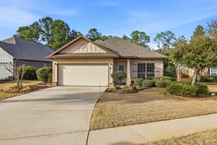 11 Hemingway Ln, Freeport, FL 32439 - Photo 1