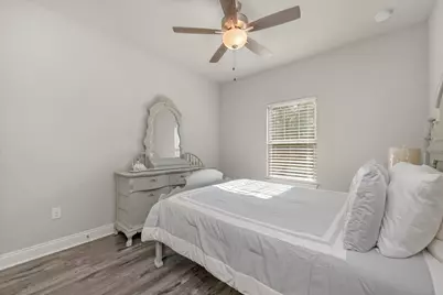 7388 Hiawatha Lane, Navarre, FL 32566 - Photo 33