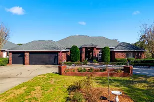 2770 Masters Blvd, Navarre, FL 32566 - Photo 3