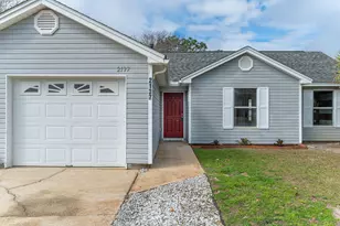 2137 Estates Circle, Navarre, FL 32566 - Photo 3