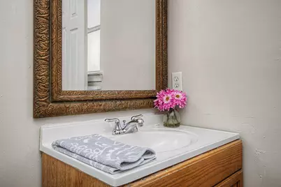 2137 Estates Circle, Navarre, FL 32566 - Photo 19