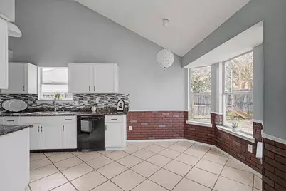 2137 Estates Circle, Navarre, FL 32566 - Photo 11