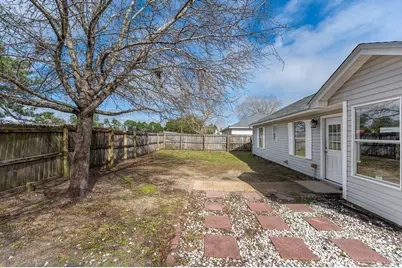 2137 Estates Circle, Navarre, FL 32566 - Photo 27