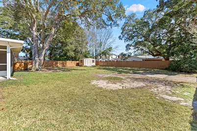 650 NE Country Club Avenue NE, Fort Walton Beach, FL 32547 - Photo 27