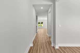 8183 Fox Hunt Dr, Milton, FL 32583 - Photo 9