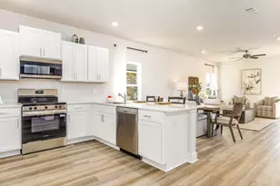 8154 Fox Hunt Dr, Milton, FL 32583 - Photo 3