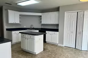 218 Trish Dr, Crestview, FL 32536 - Photo 11