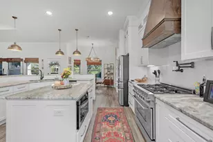 6996 Turnberry Cir, Navarre, FL 32566 - Photo 13