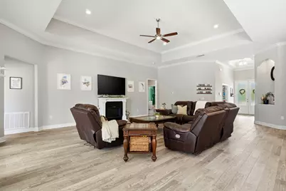 6735 E East Bay Boulevard E, Navarre, FL 32566 - Photo 15