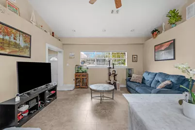 219 NE California Drive NE, Fort Walton Beach, FL 32548 - Photo 3