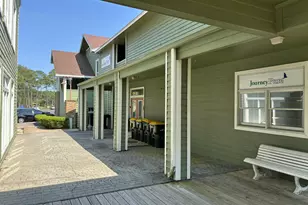 348 SW Miracle Strip Parkway SW, Fort Walton Beach, FL 32548 - Photo 5