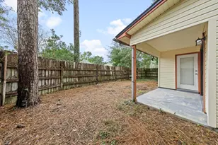 236 Parkwood Cir, Niceville, FL 32578 - Photo 21