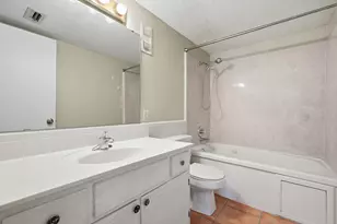 201 E College Blvd E, Niceville, FL 32578 - Photo 23