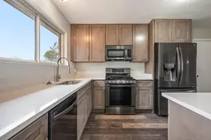 1603 Date Palm Dr, Niceville, FL 32578 - Photo 11