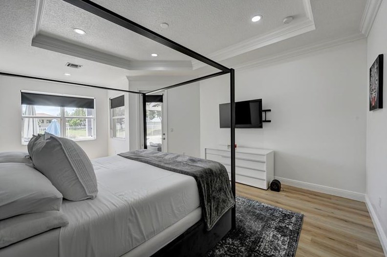 9968 Via Amati, Lake Worth FL  33467-6938 exterior