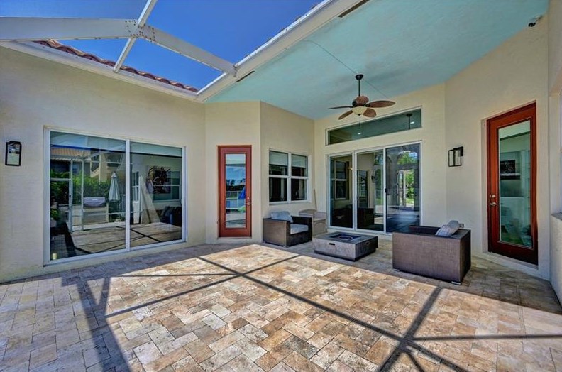 9968 Via Amati, Lake Worth FL  33467-6938 exterior