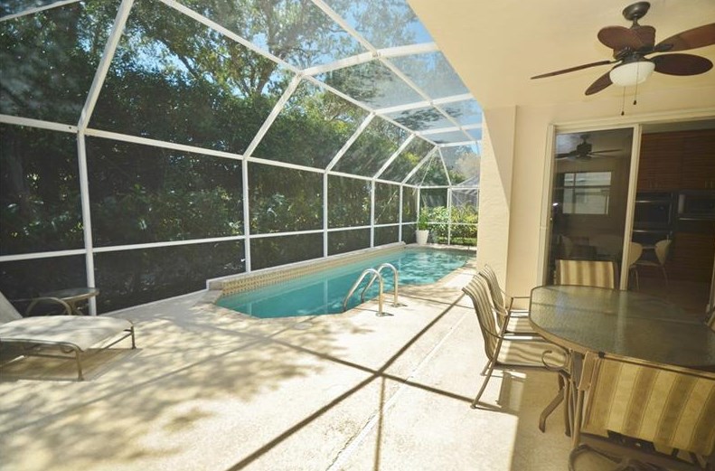 11110 Minneapolis Dr, Hollywood FL 33026-4941 exterior