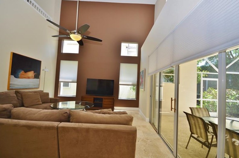 11110 Minneapolis Dr, Hollywood FL 33026-4941 exterior