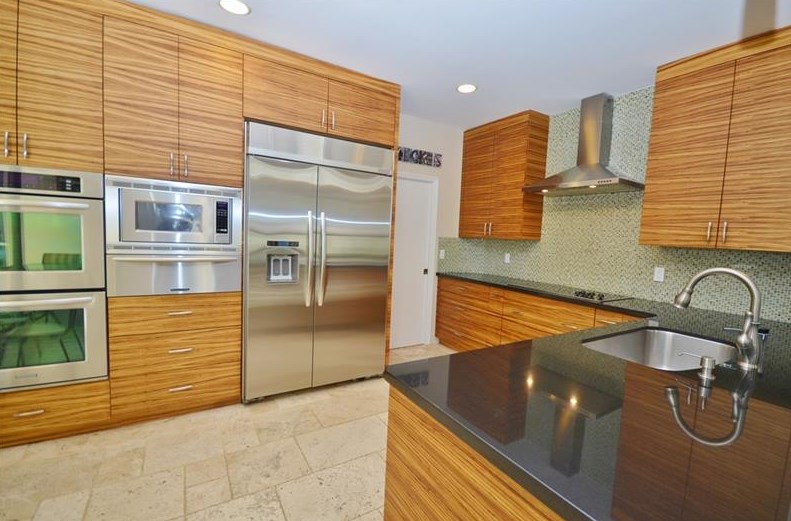 11110 Minneapolis Dr, Hollywood FL 33026-4941 exterior