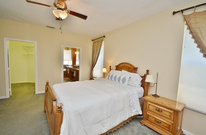 11110 Minneapolis Dr, Hollywood FL 33026-4941 exterior