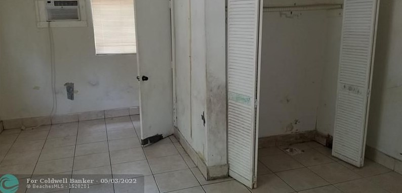 1425 131st St, Miami FL 33161-4423 exterior