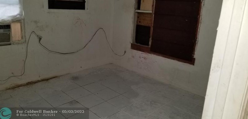 1425 131st St, Miami FL 33161-4423 exterior