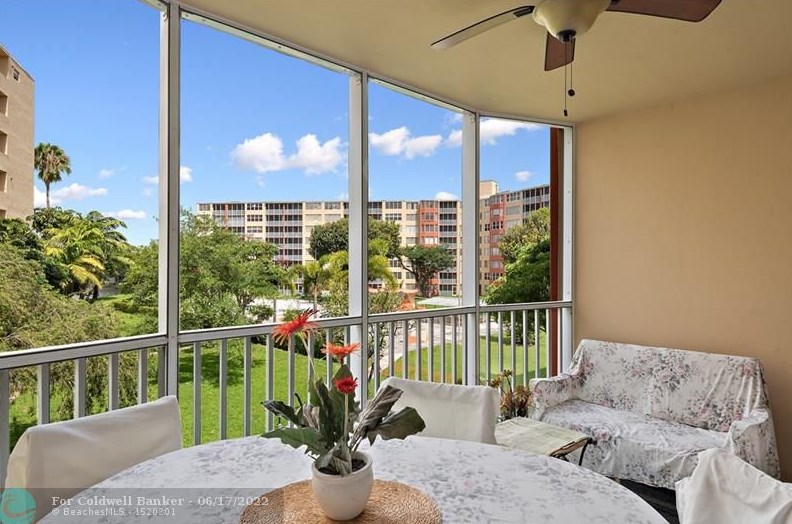 1750 191st St, Miami FL 33056-3339 exterior