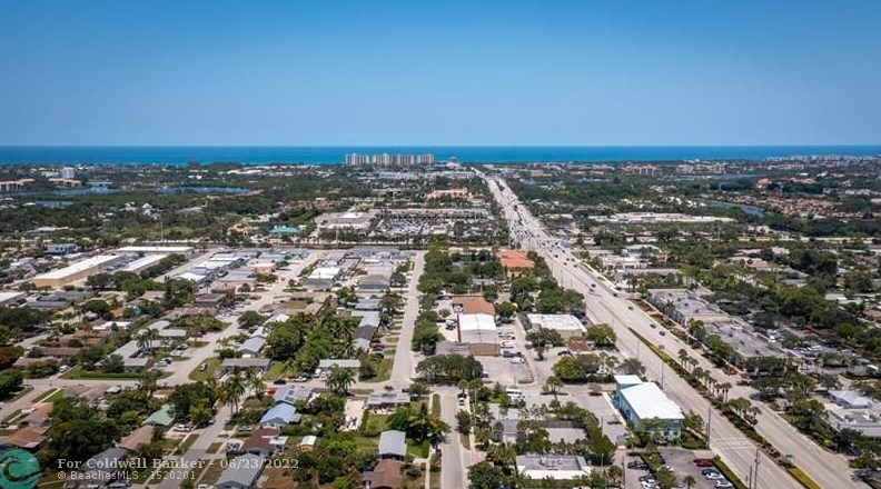 319 Hibiscus St, Jupiter FL  33458-3525 exterior