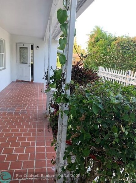 2442 Garfield St, Hollywood FL  33020-3408 exterior