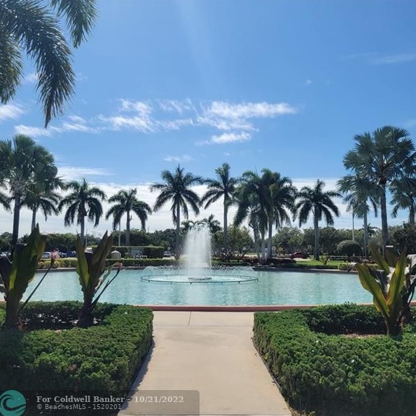 72 Brighton B, Boca Raton FL 33434-2919 exterior