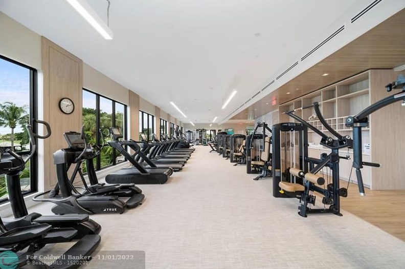 10367 Sunset Bend Dr, Boca Raton FL  33428-1818 exterior