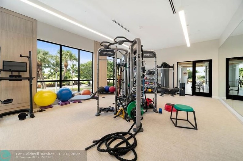 10367 Sunset Bend Dr, Boca Raton FL  33428-1818 exterior