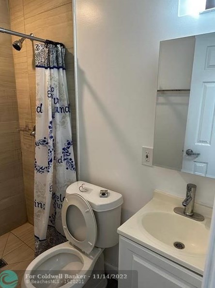 6226 Miramar Pkwy, Hollywood FL  33023-3971 exterior