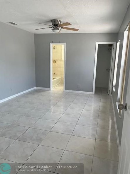 240 70th Ter, Hollywood FL  33024-7371 exterior