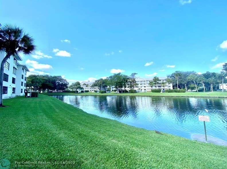 6037 Balboa Cir, Boca Raton FL  33433-8176 exterior