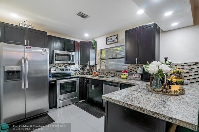 8101 12th St, Pompano Beach FL  33068-3439 exterior